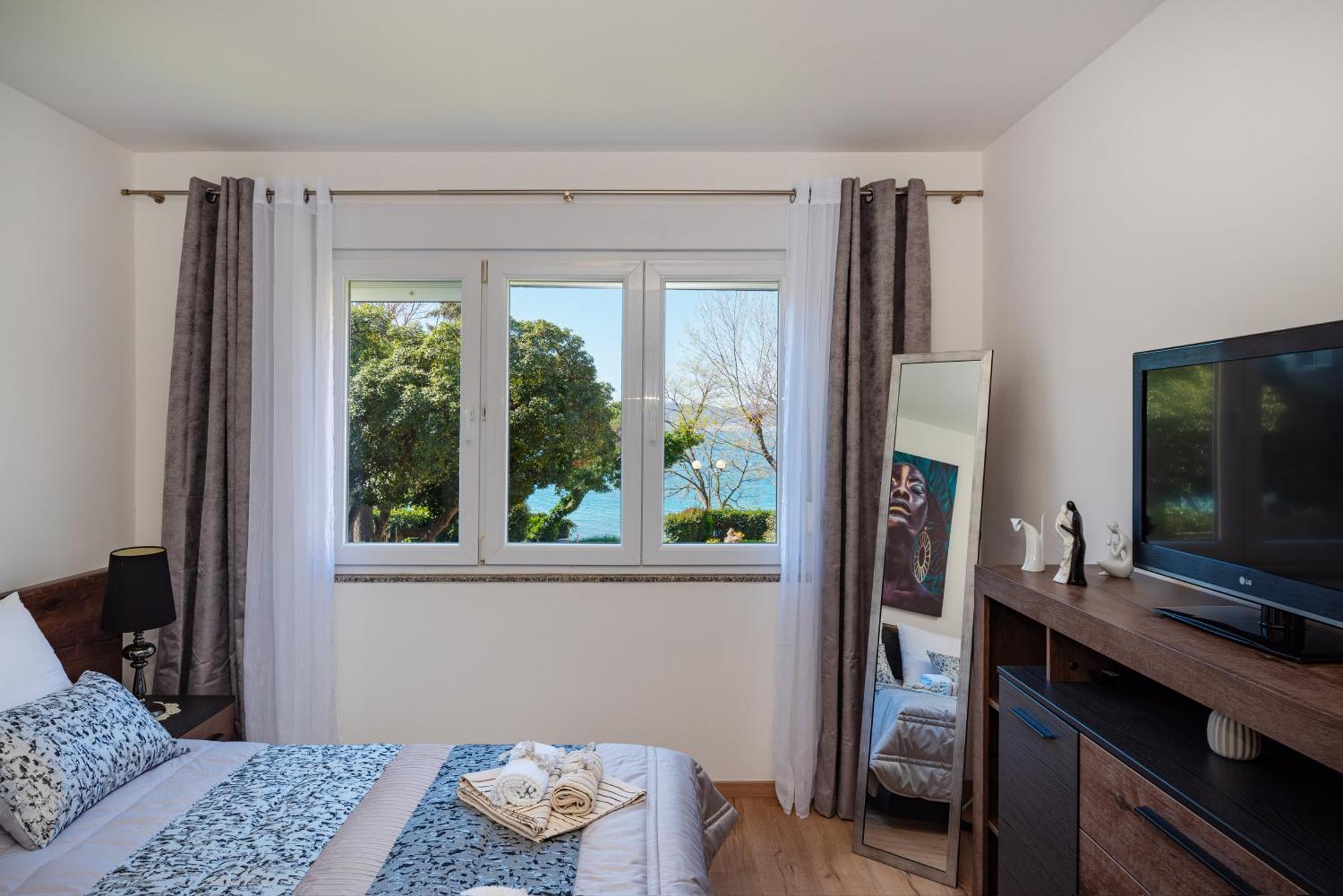 Kolovare Garden Oasis - First Row By Sea Διαμέρισμα Ζαντάρ Εξωτερικό φωτογραφία
