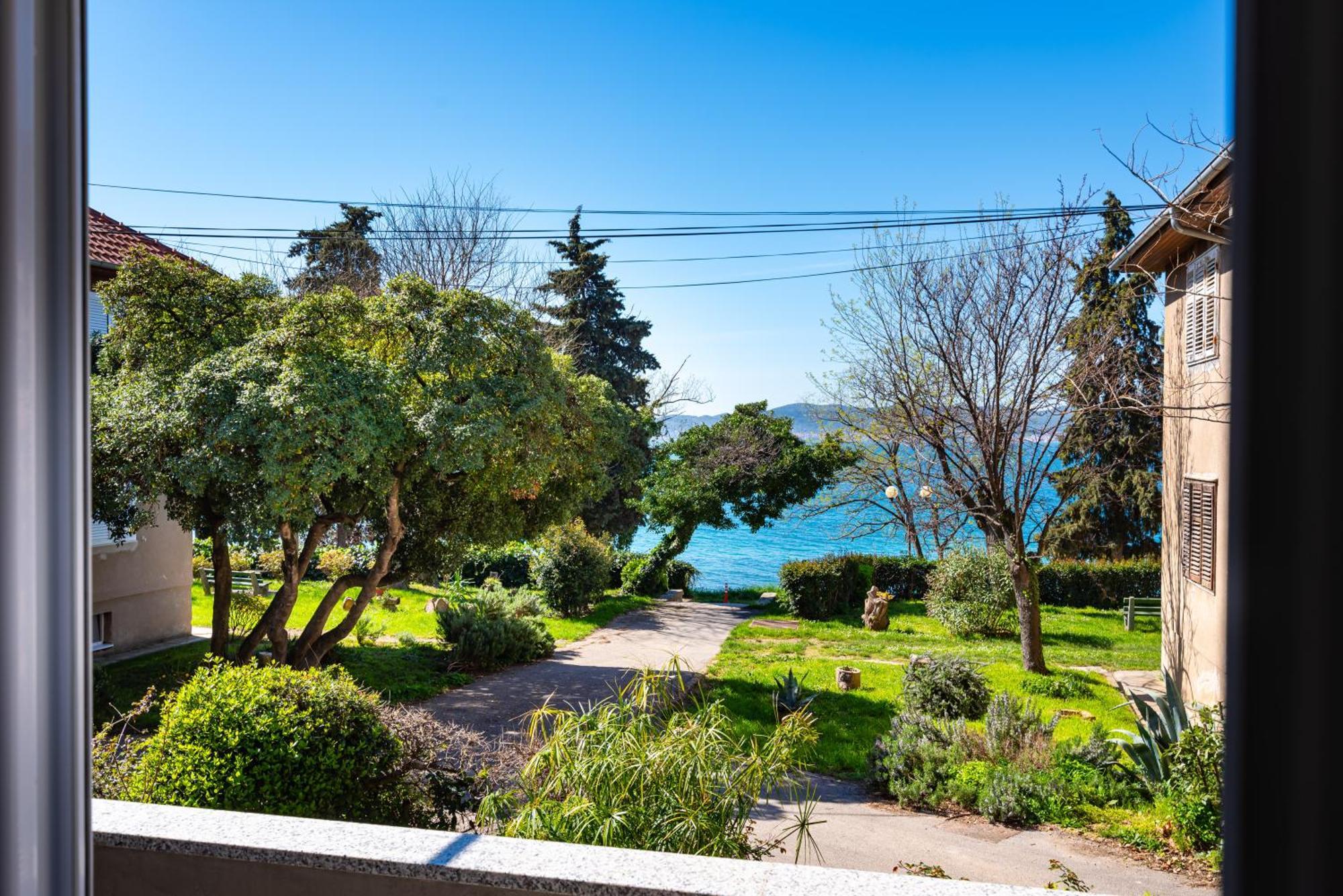 Kolovare Garden Oasis - First Row By Sea Διαμέρισμα Ζαντάρ Εξωτερικό φωτογραφία